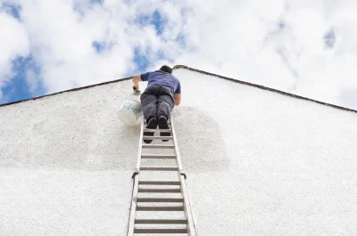 Peinture extérieure à Traversères — façades et ravalement